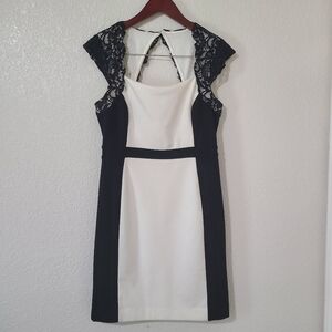 Nicole Miller Black and Ivory midi lace dress Size M